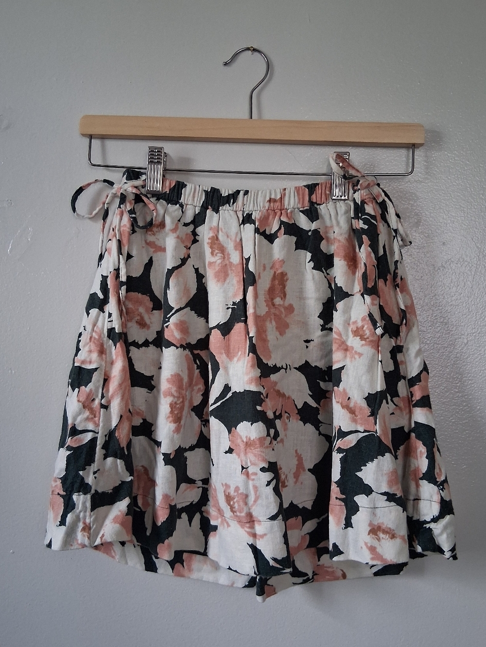 Abercrombie & Fitch Green With Coral Pink Floral Skirt Linen & Viscose Mix